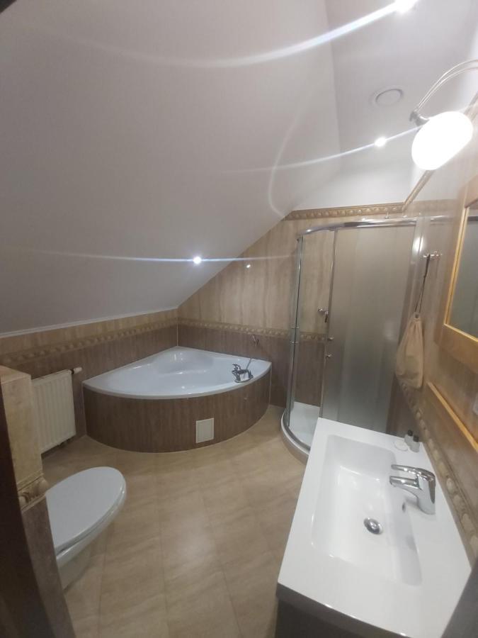 Hotel Fox Wolbórz Екстериор снимка